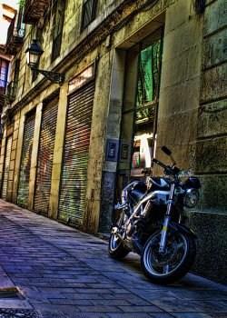 an example of the images created by Ian McMillan